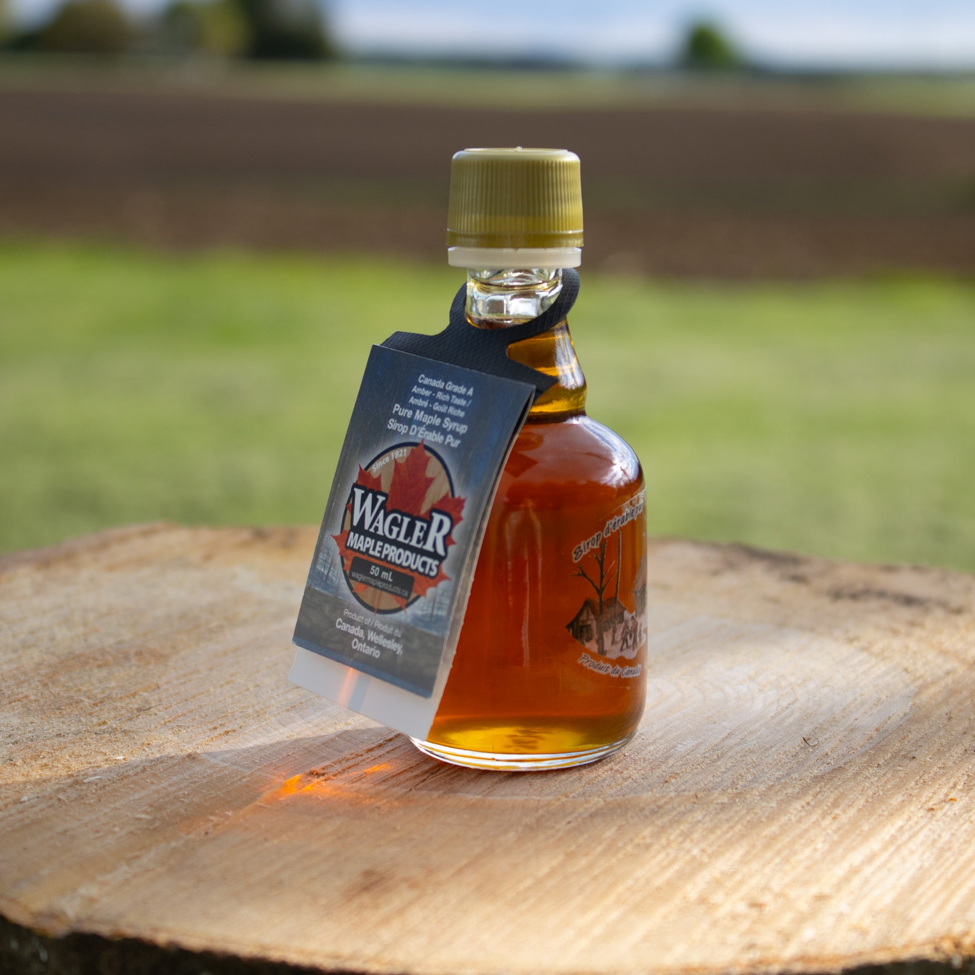 Ontario maple syrup in sealed glass bottle, perfect for wedding favour