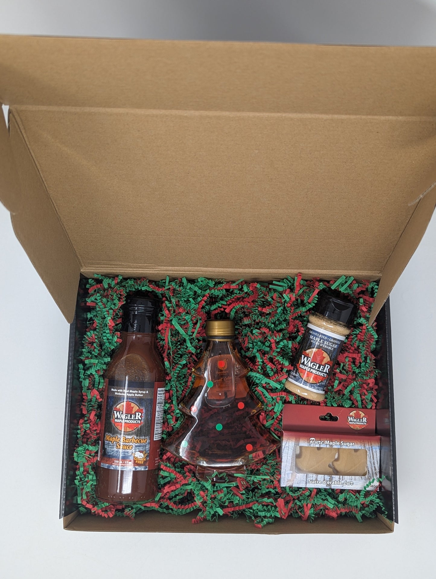 gift box of pure Ontario maple syrup filled with maple syrup, maple sugar and maple candy