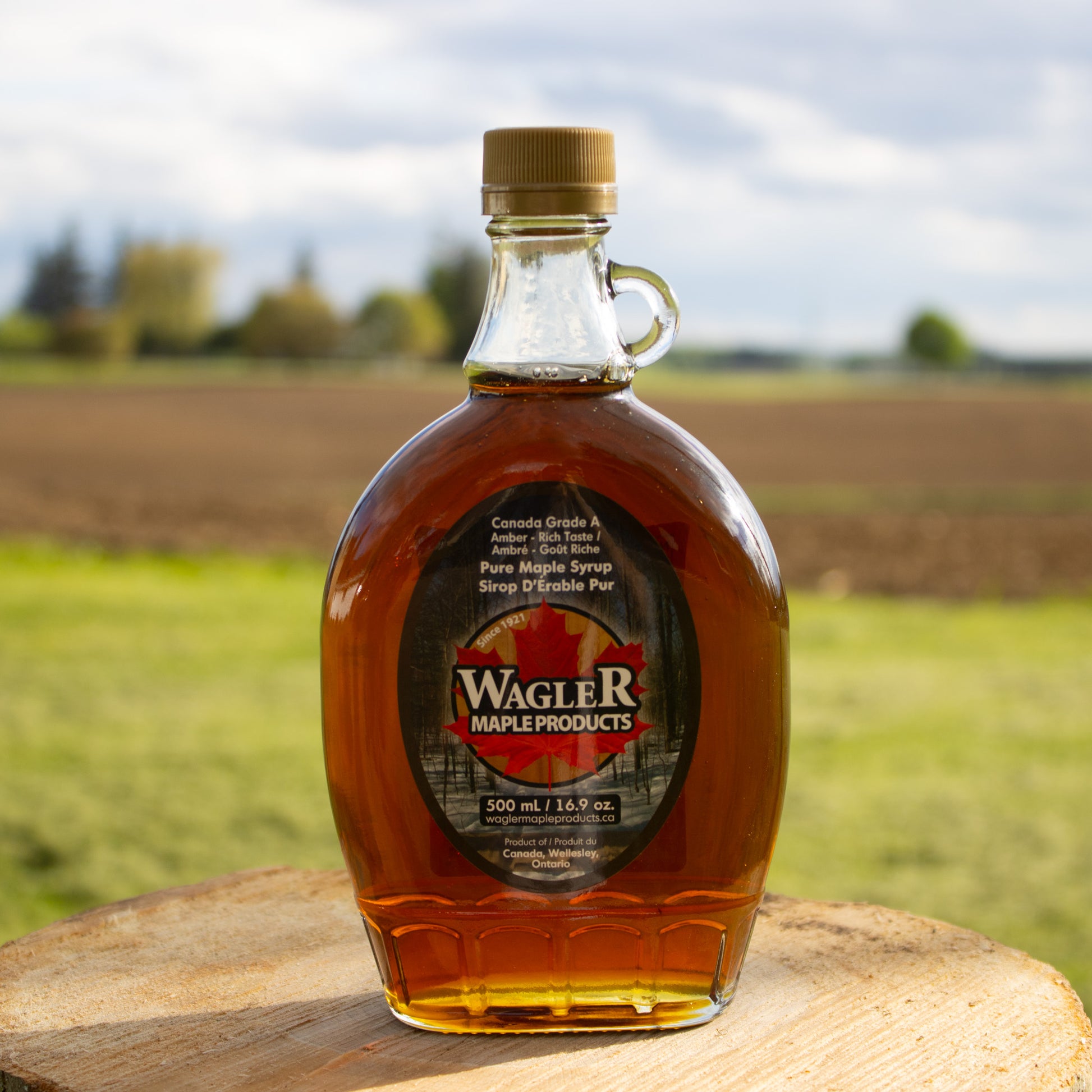 handcrafted Ontario maple syrup in 500ml glass bottle